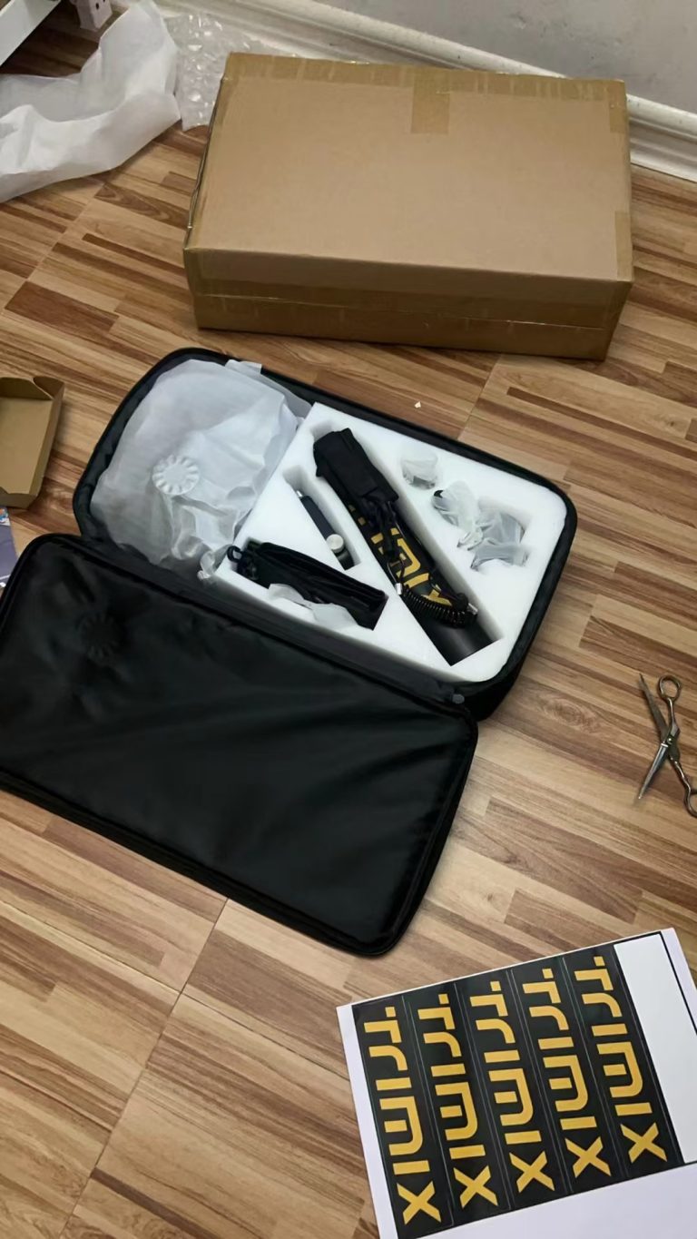Kit delivery with a TRIMIX sticker sheet