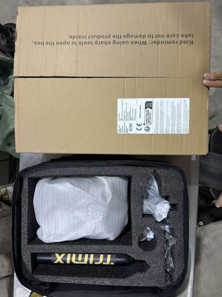 TRIMIX cylinder and wrapped mask in their case
